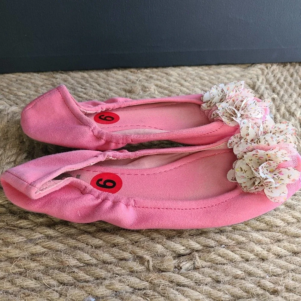 R2 | FLORAL DETAIL FLATS - Picture 5 of 10